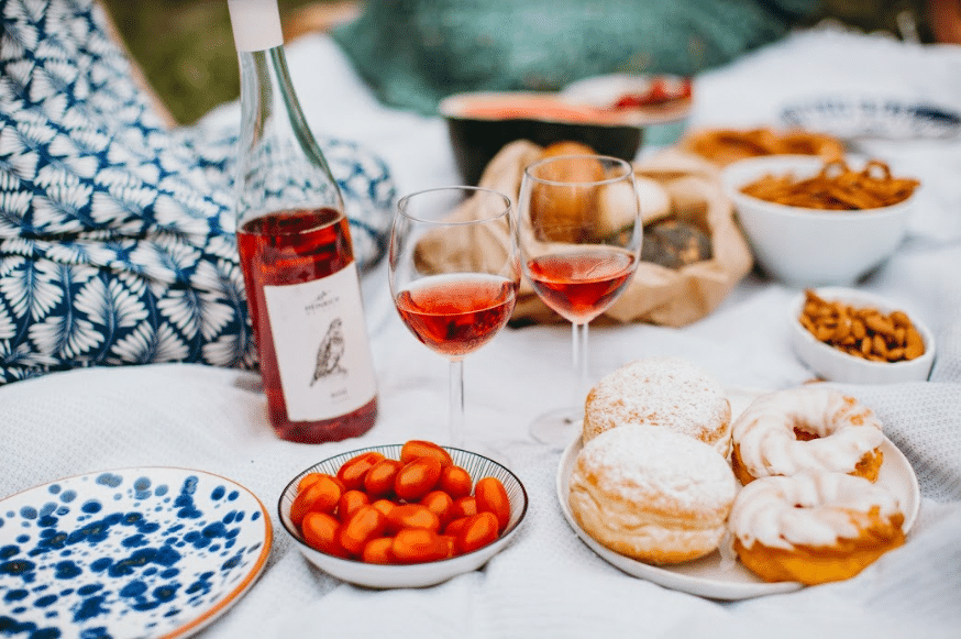 10 Picnic Ideas for the Weekend